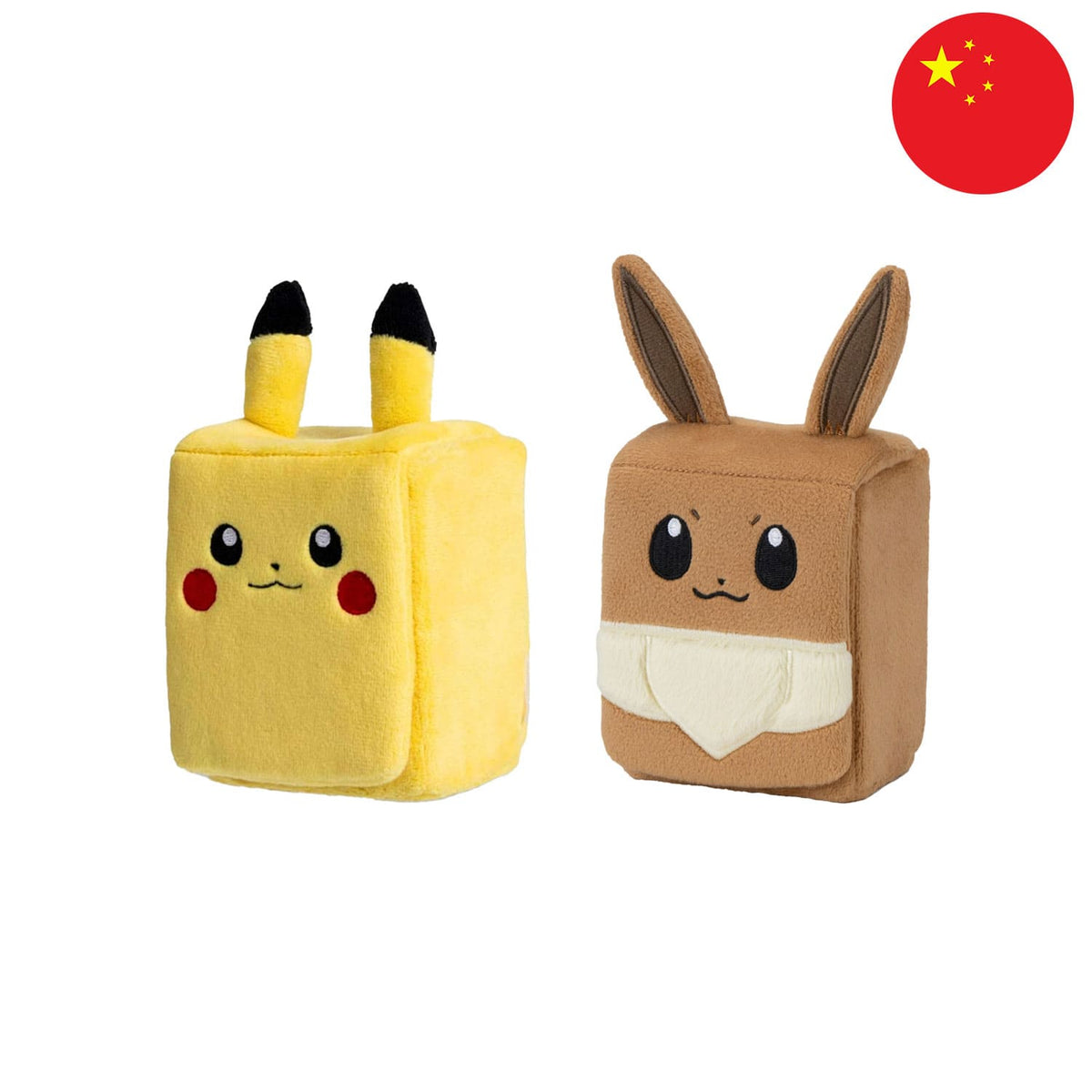 Die chinesischen Pikachu und Eevee Plush Deckboxen mit einem Boosterpack von 151 Journey und Dynmax Clash Thunder. Cs1a